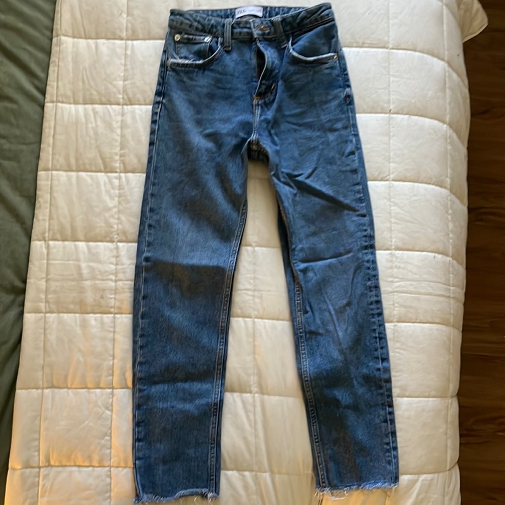 Zara straight jeans size 2